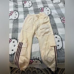 Adidas ivy park first collaboration withe Beyonce sweatpants